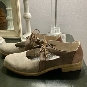 NAOT - ALISIO MARY JANES